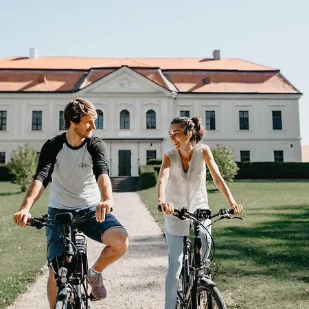 Zamek Guest house Dukovany