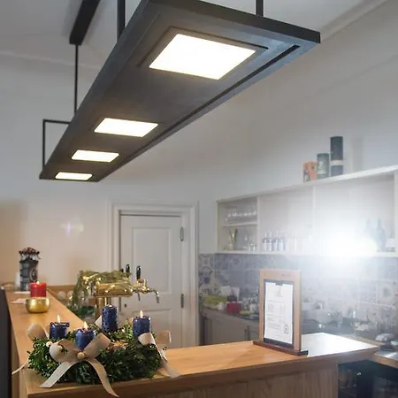 Zamek Guest house *