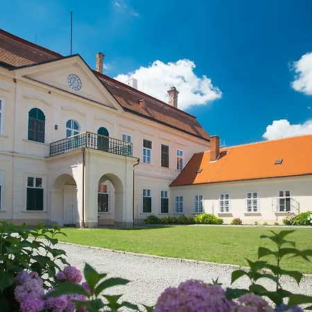 Zamek Guest house Dukovany